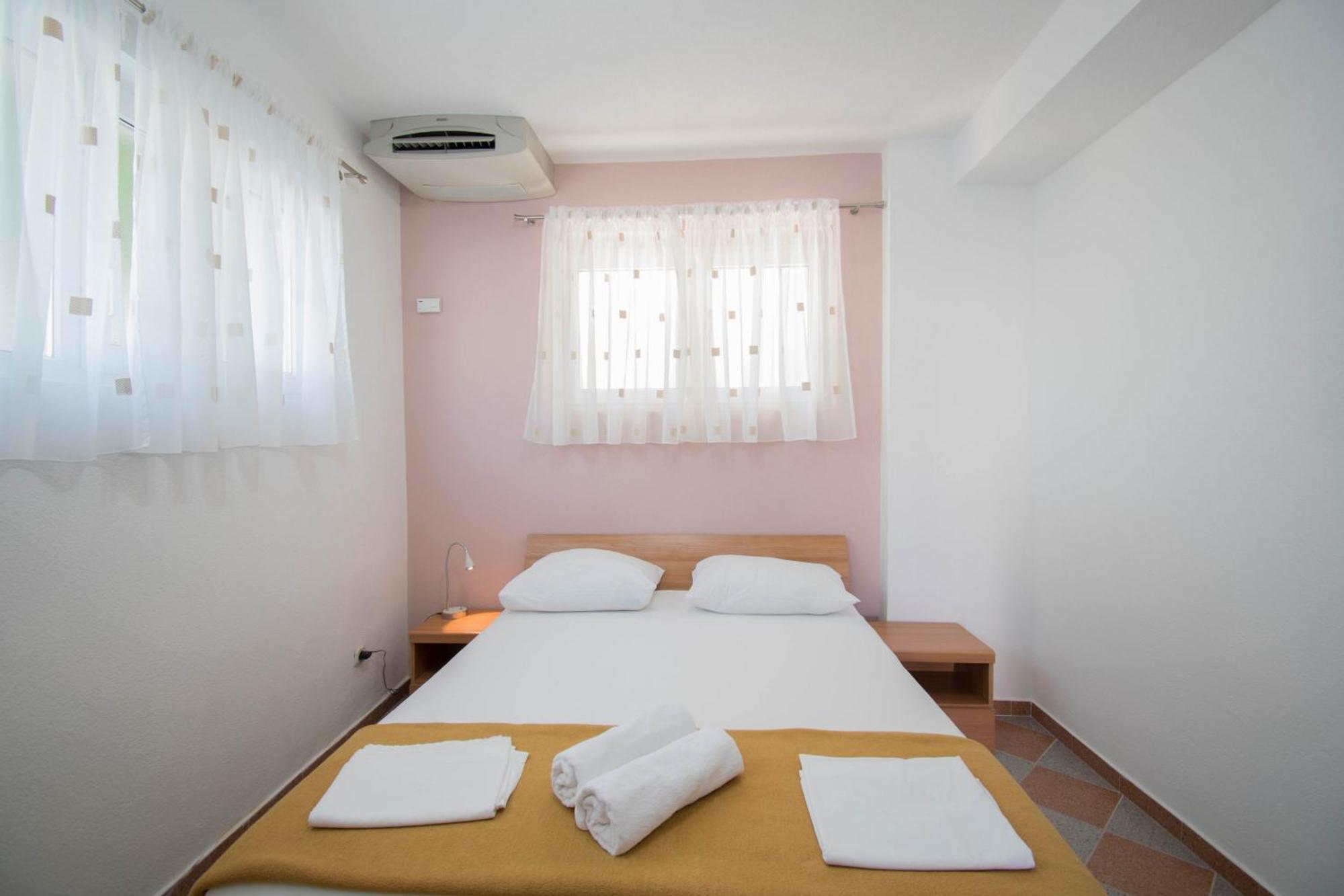 Villa Kameni Dvori 바스카보다 객실 사진